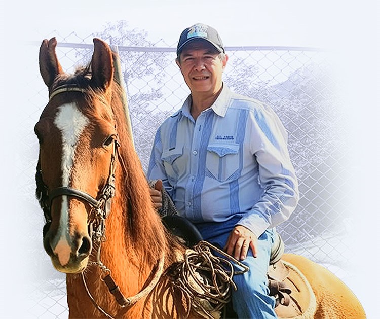 jesus antonio vaca vargas, artista plastico boyaca, escultor sogamoso, pintor macanal, arte folclore colombiano, muralismo boyaca